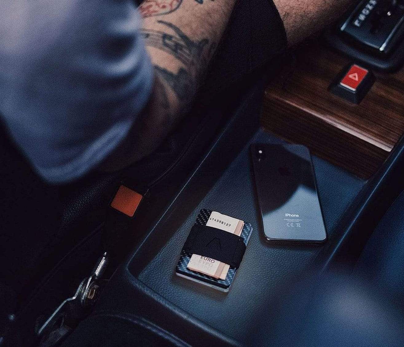 Carbon Fiber Minimalist Wallet | Classic - Image 10