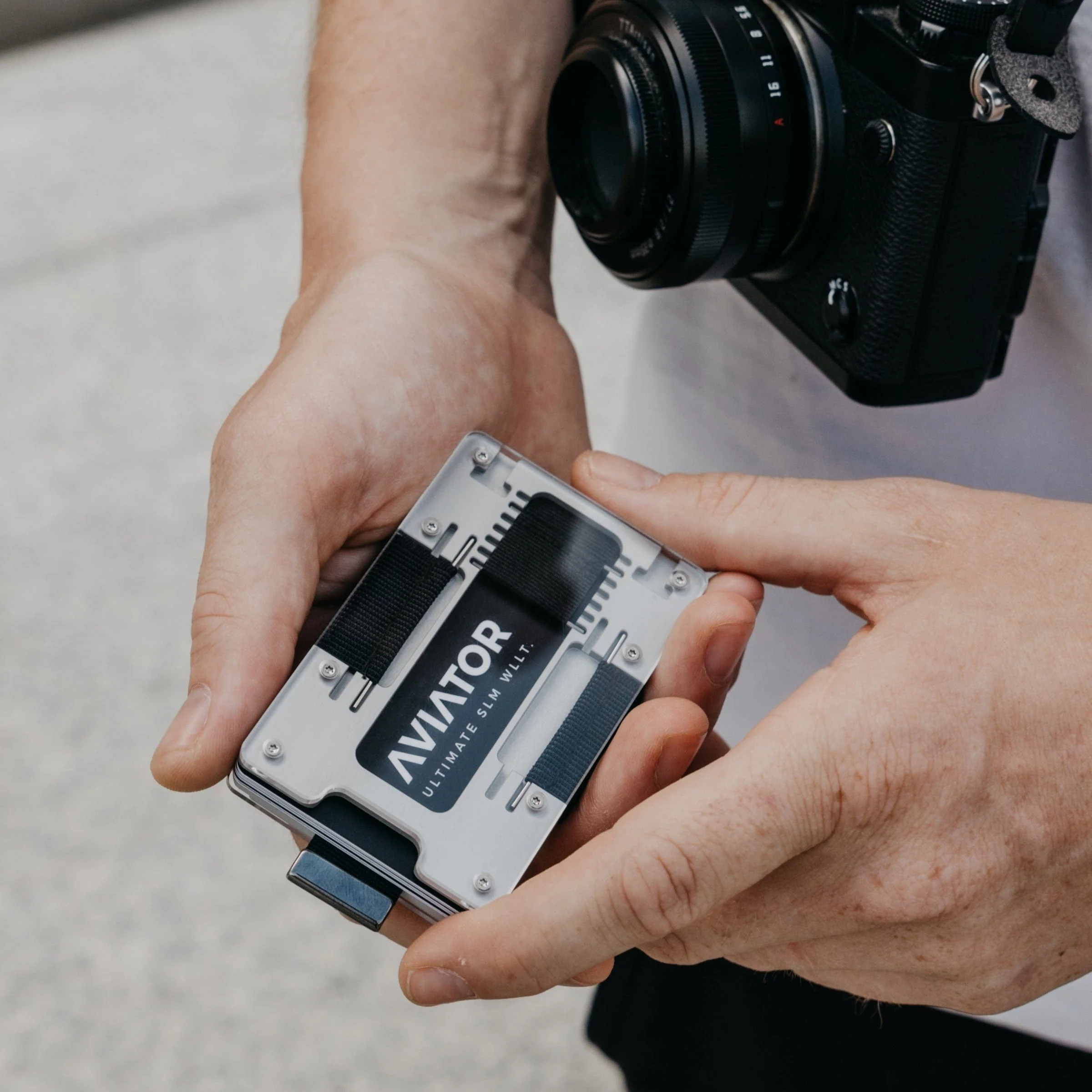 Fusion Silver | Metal Frame | Transparent Slide Wallet - Image 11