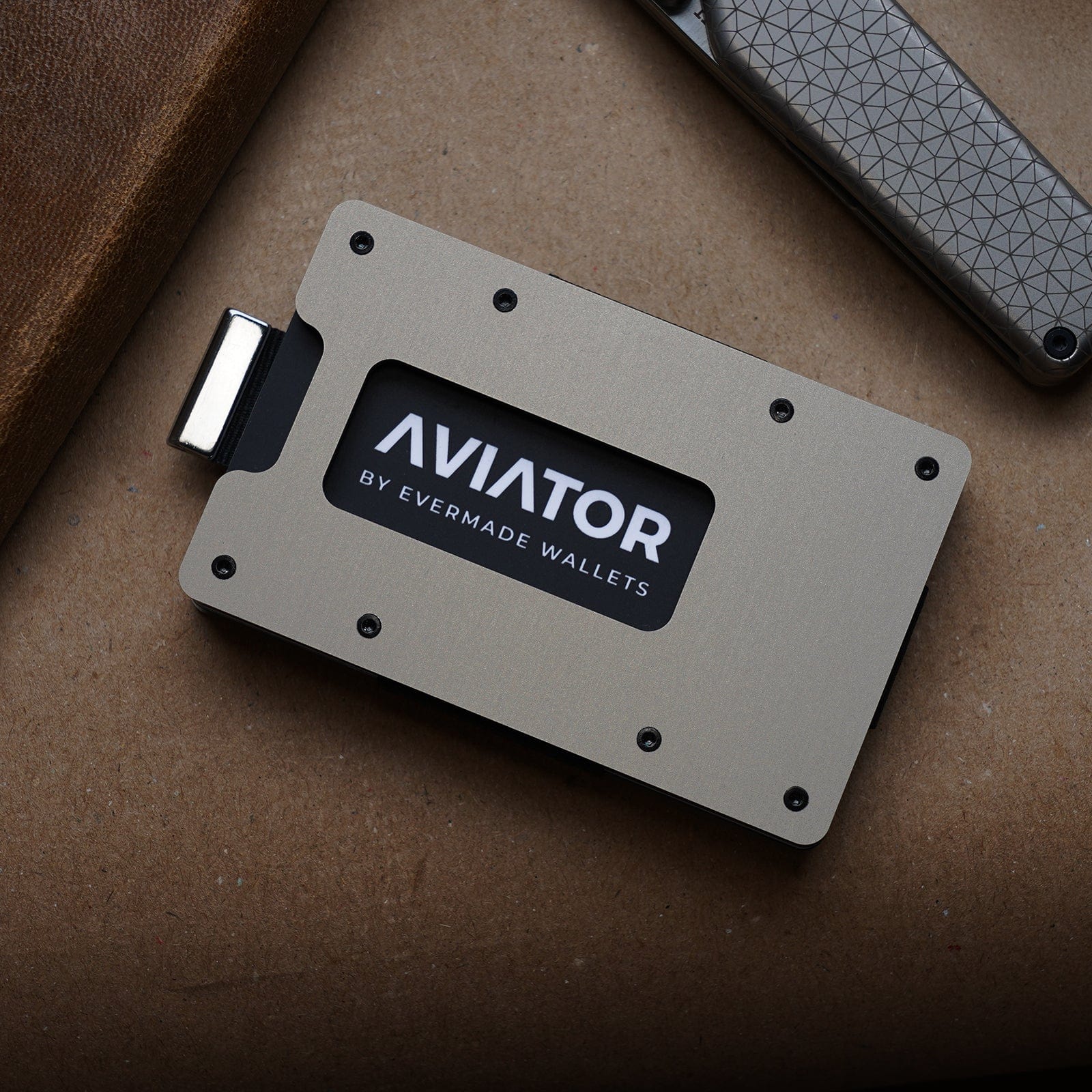 Gunmetal Aluminum Slim Wallet - Image 7
